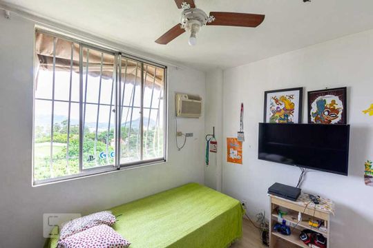 Quarto 1 de apartamento à venda com 2 quartos, 55m² em Ingá, Niterói