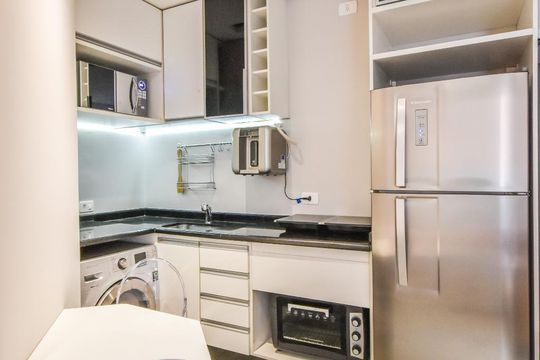 Cozinha de apartamento para alugar com 1 quarto, 30m² em Jardim Paulista, São Paulo