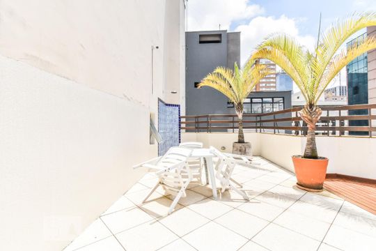 Área Piscina de apartamento para alugar com 1 quarto, 30m² em Jardim Paulista, São Paulo