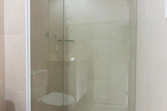 Banheiro de kitnet/studio à venda com 1 quarto, 34m² em Centro, Osasco