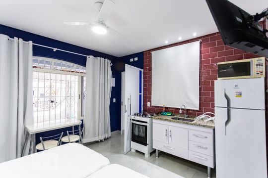 Kitnet/Studio para alugar com 1 quarto, 24m² em Vila Gomes, São Paulo