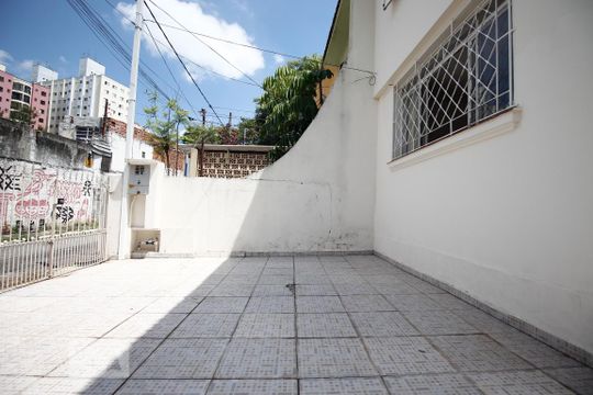 Garagem de casa à venda com 3 quartos, 133m² em Planalto Paulista, São Paulo