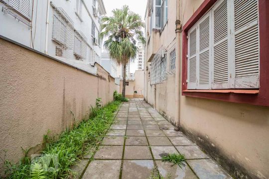 Jardim de apartamento para alugar com 1 quarto, 43m² em Menino Deus, Porto Alegre
