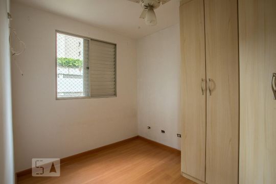 Quarto 1 de apartamento para alugar com 2 quartos, 46m² em Jabaquara, São Paulo