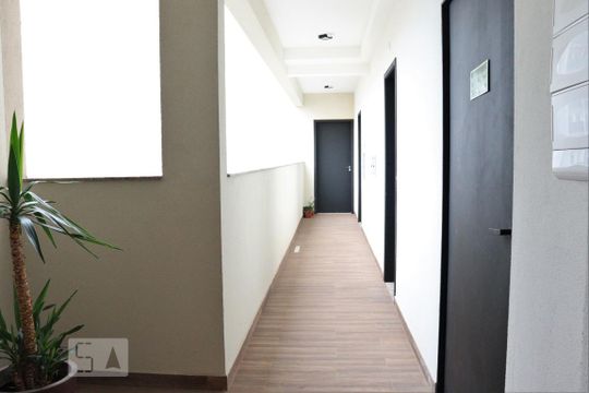 Área comum de kitnet/studio para alugar com 1 quarto, 27m² em Jardim da Glória, São Paulo