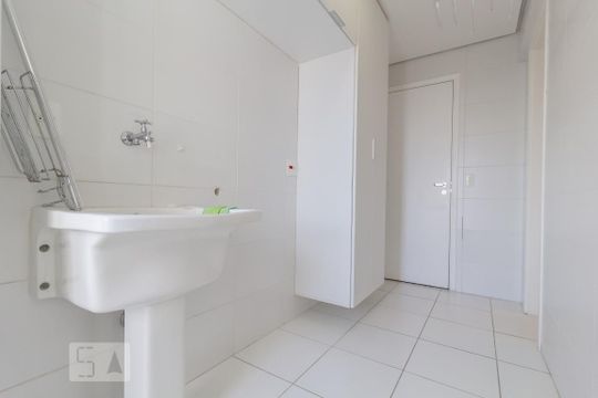 Área de Serviço de apartamento para alugar com 3 quartos, 105m² em Vila Cruzeiro, São Paulo