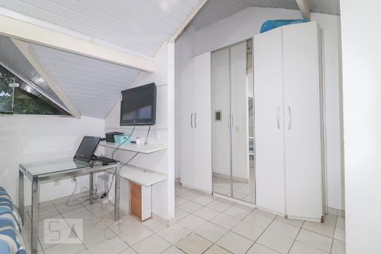Casa de Condomínio para alugar com 3 quartos, 94m² em Tanque, Rio de Janeiro