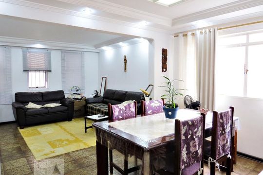 Sala de casa à venda com 4 quartos, 118m² em Vila Nova Mazzei, São Paulo