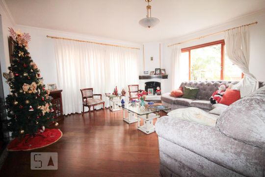 Casa à venda com 6 quartos, 600m² em Jardim Leonor Mendes de Barros, São Paulo