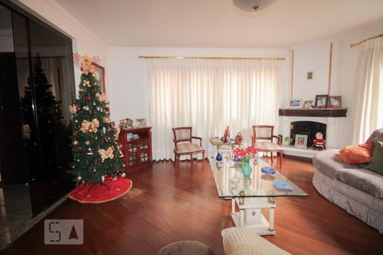 Casa à venda com 6 quartos, 600m² em Jardim Leonor Mendes de Barros, São Paulo
