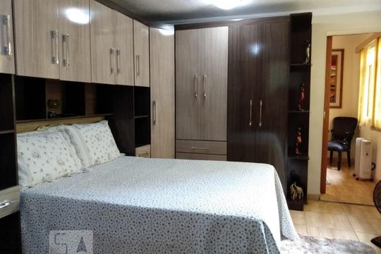 Quarto Suíte de casa à venda com 2 quartos, 176m² em Jardim da Gloria, Taboão da Serra