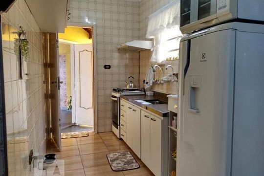 Cozinha de casa à venda com 2 quartos, 176m² em Jardim da Gloria, Taboão da Serra