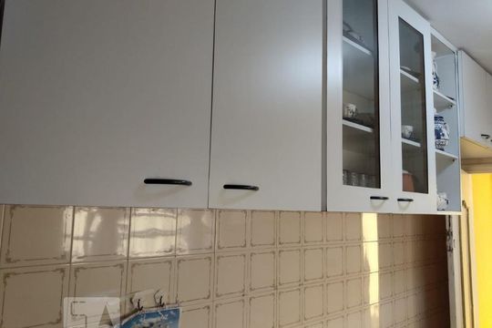 Cozinha - Armários de casa à venda com 2 quartos, 176m² em Jardim da Gloria, Taboão da Serra