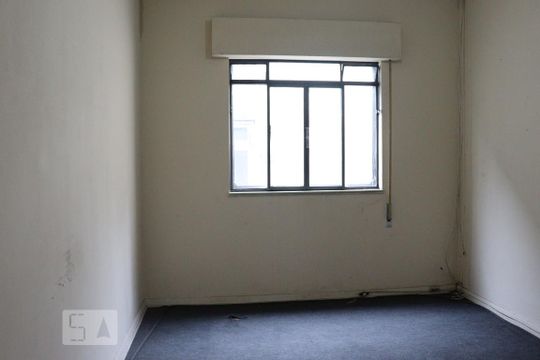 Quarto 1 de casa à venda com 6 quartos, 250m² em Vila Monumento, São Paulo