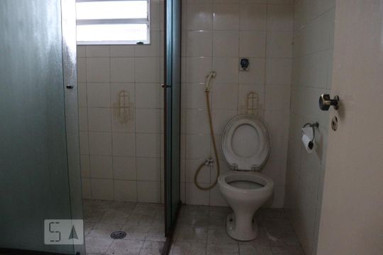 Banheiro 1 de casa à venda com 6 quartos, 250m² em Vila Monumento, São Paulo