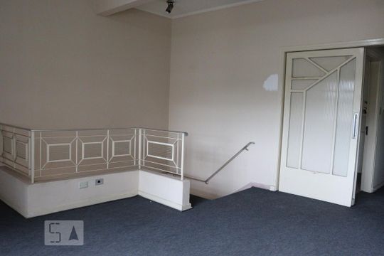Sala de casa à venda com 6 quartos, 250m² em Vila Monumento, São Paulo