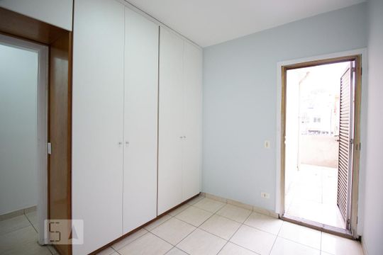Quarto de casa para alugar com 3 quartos, 130m² em Vila Parque Jabaquara, São Paulo