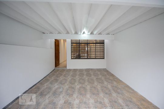 Garagem de casa para alugar com 3 quartos, 130m² em Vila Parque Jabaquara, São Paulo