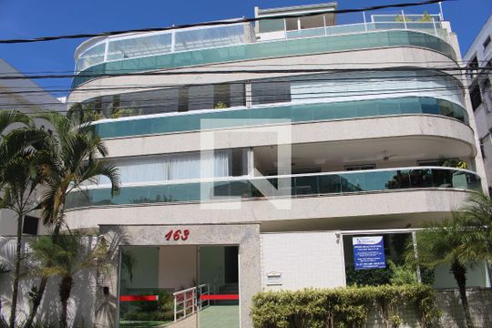 Fachada de apartamento para alugar com 3 quartos, 160m² em Recreio dos Bandeirantes, Rio de Janeiro