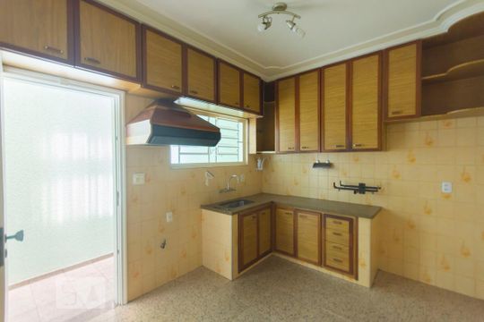 Cozinha de casa à venda com 4 quartos, 320m² em Jardim dos Oliveiras, Campinas