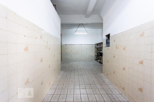 Garagem de casa para alugar com 3 quartos, 284m² em Umuarama, Osasco