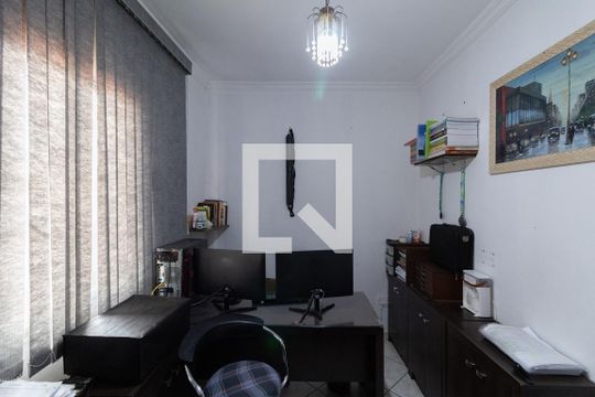 Quarto 1 de casa à venda com 4 quartos, 195m² em Jardim Triana, São Paulo