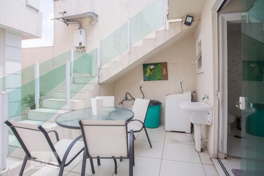 Área de Serviço de casa para alugar com 3 quartos, 157m² em Planalto Paulista, São Paulo