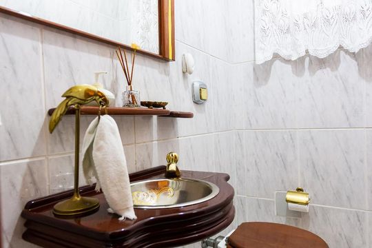 Lavabo de casa à venda com 3 quartos, 260m² em Jardim Peri Peri, São Paulo