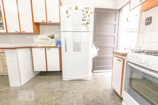 Cozinha de casa à venda com 4 quartos, 250m² em Jardim São Paulo(zona Norte), São Paulo