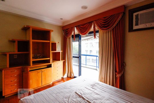 Suíte de apartamento à venda com 3 quartos, 190m² em Recreio dos Bandeirantes, Rio de Janeiro