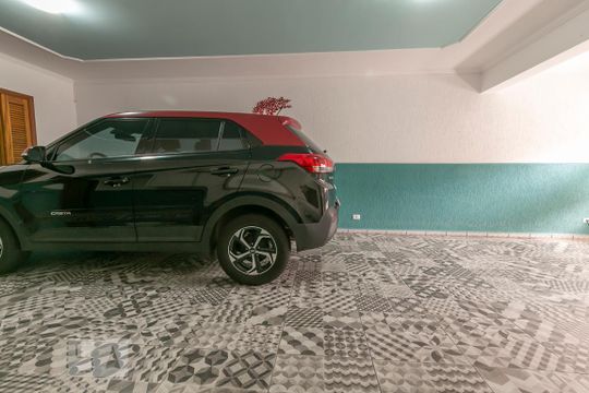 Garagem de casa à venda com 3 quartos, 195m² em Parque São Domingos, São Paulo