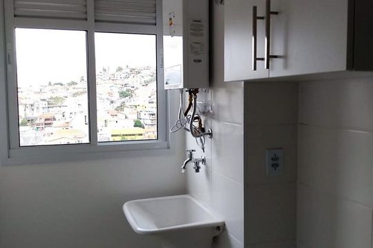 Área de Serviço de apartamento para alugar com 2 quartos, 48m² em Jardim Monte Alegre, Taboão da Serra