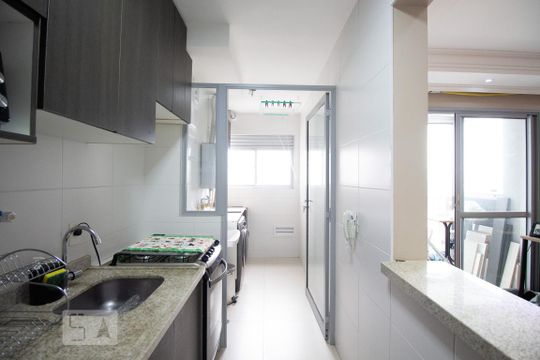 Cozinha de apartamento à venda com 1 quarto, 49m² em Vila Santa Catarina, São Paulo