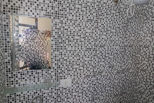 Banheiro de kitnet/studio à venda com 1 quarto, 18m² em Imirim, São Paulo