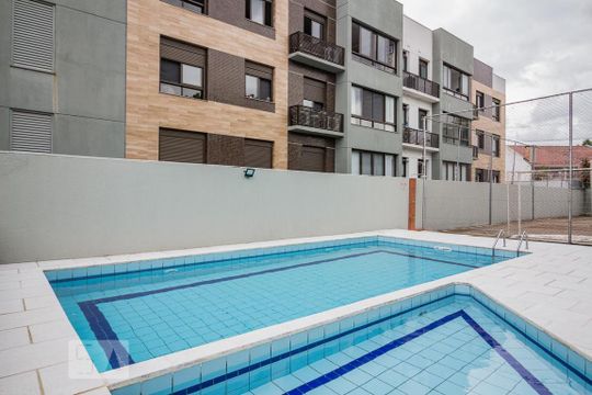 Área comum - Piscina de apartamento para alugar com 3 quartos, 69m² em Ipanema, Porto Alegre
