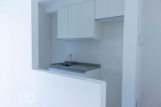 Cozinha de apartamento à venda com 2 quartos, 48m² em Liberdade, São Paulo