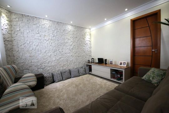 Casa para alugar com 3 quartos, 140m² em Vila Santana, São Paulo