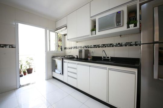 Cozinha - Armários de casa para alugar com 3 quartos, 140m² em Vila Santana, São Paulo