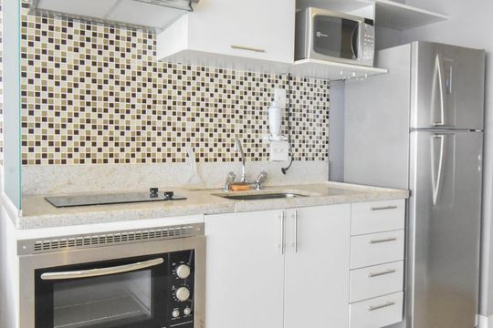 Cozinha de kitnet/studio para alugar com 1 quarto, 37m² em Brooklin, São Paulo