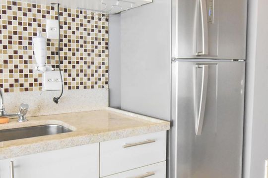Cozinha de kitnet/studio para alugar com 1 quarto, 37m² em Brooklin, São Paulo