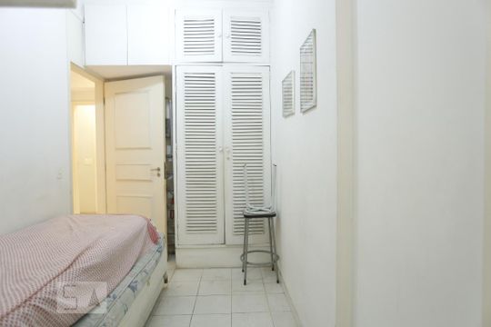 Quarto de Serviços de apartamento para alugar com 3 quartos, 240m² em Santa Cecilia, São Paulo