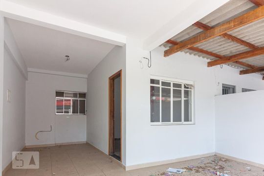 Garagem de casa para alugar com 1 quarto, 70m² em Cipava, Osasco