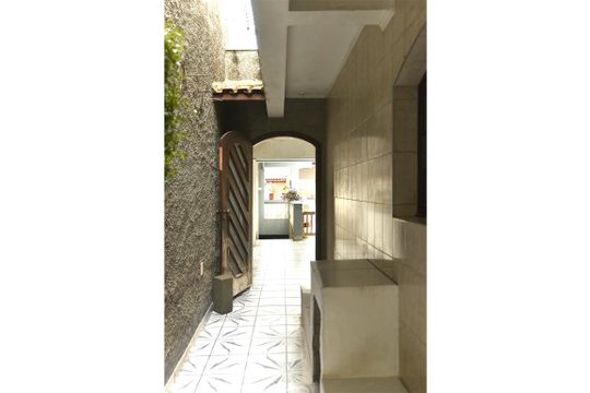 Entrada lateral de casa à venda com 4 quartos, 200m² em Chácara Belenzinho, São Paulo