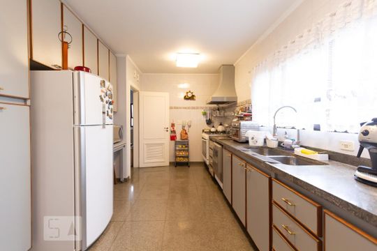 Cozinha de apartamento à venda com 4 quartos, 360m² em Jardim Ampliacao, São Paulo