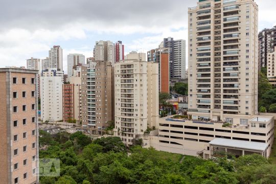 Vista da varanda da sala de apartamento à venda com 4 quartos, 360m² em Jardim Ampliacao, São Paulo