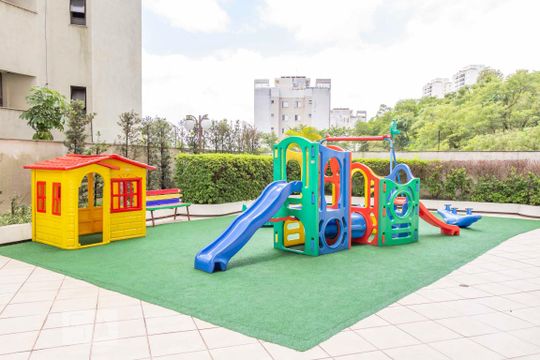 Playground de apartamento à venda com 4 quartos, 169m² em Vila Suzana, São Paulo