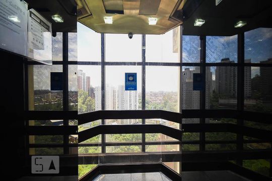Elevador panorâmico de apartamento para alugar com 1 quarto, 50m² em Jardim Ampliacao, São Paulo