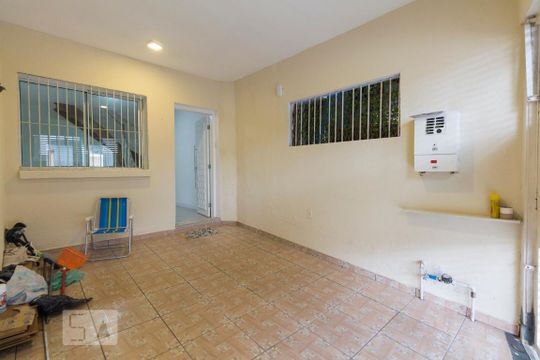 Garagem de casa à venda com 3 quartos, 180m² em Vila da Saúde, São Paulo