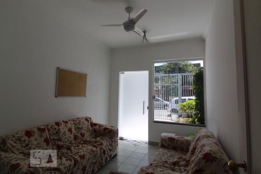 Casa para alugar com 6 quartos, 400m² em Santa Paula, São Caetano do Sul