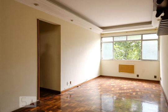 Apartamento para alugar com 3 quartos, 74m² em Grajaú, Rio de Janeiro